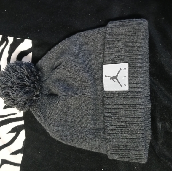 Magic track jacket . jeans .shorts . hats - Picture 15 of 16